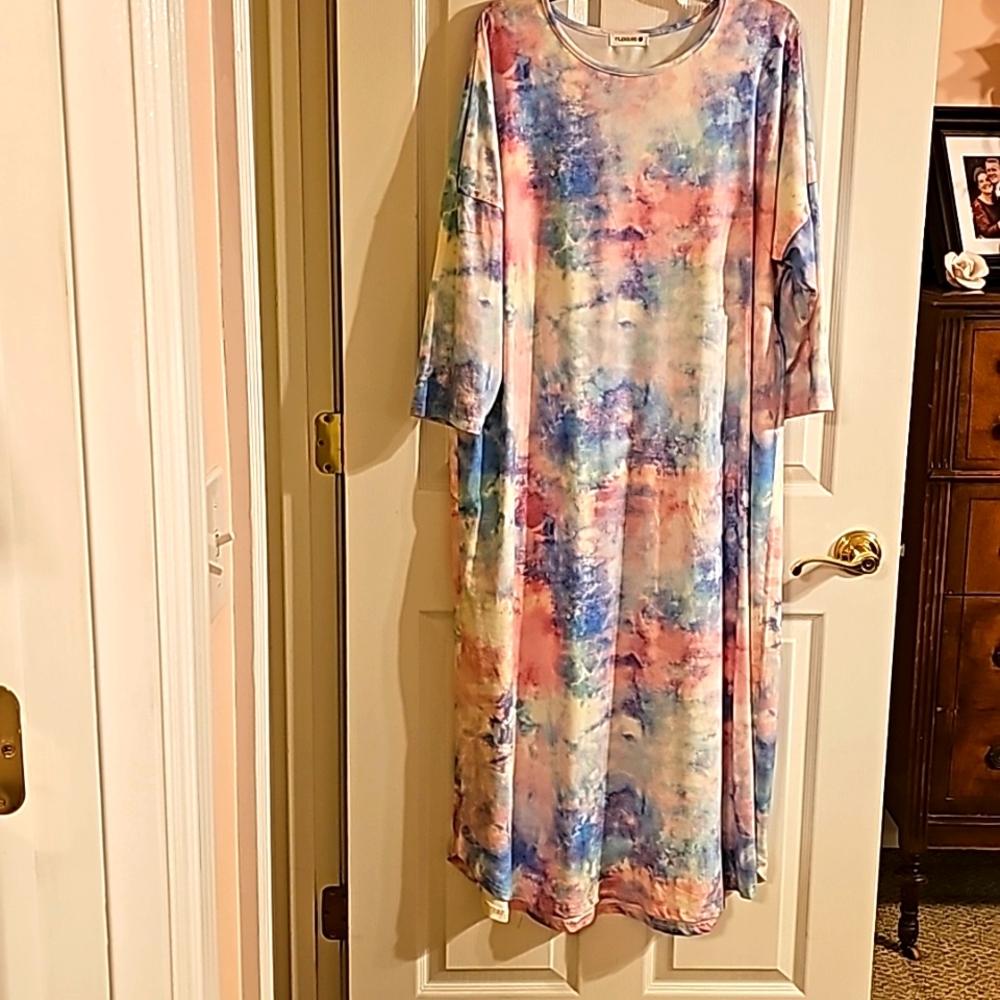 Nuggles tie dye dress EUC size 2x